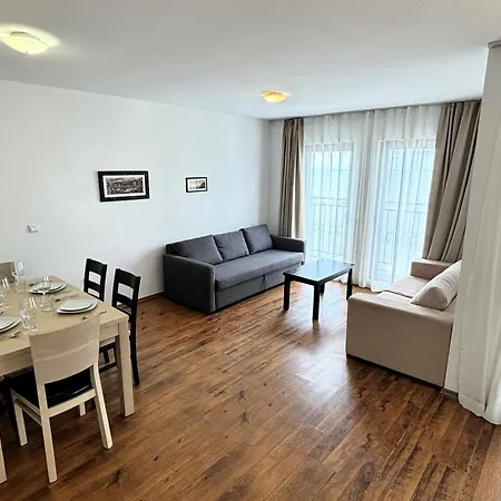 Menada In Marina Cape