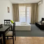 Menada In Marina Cape Apartament Aheloy